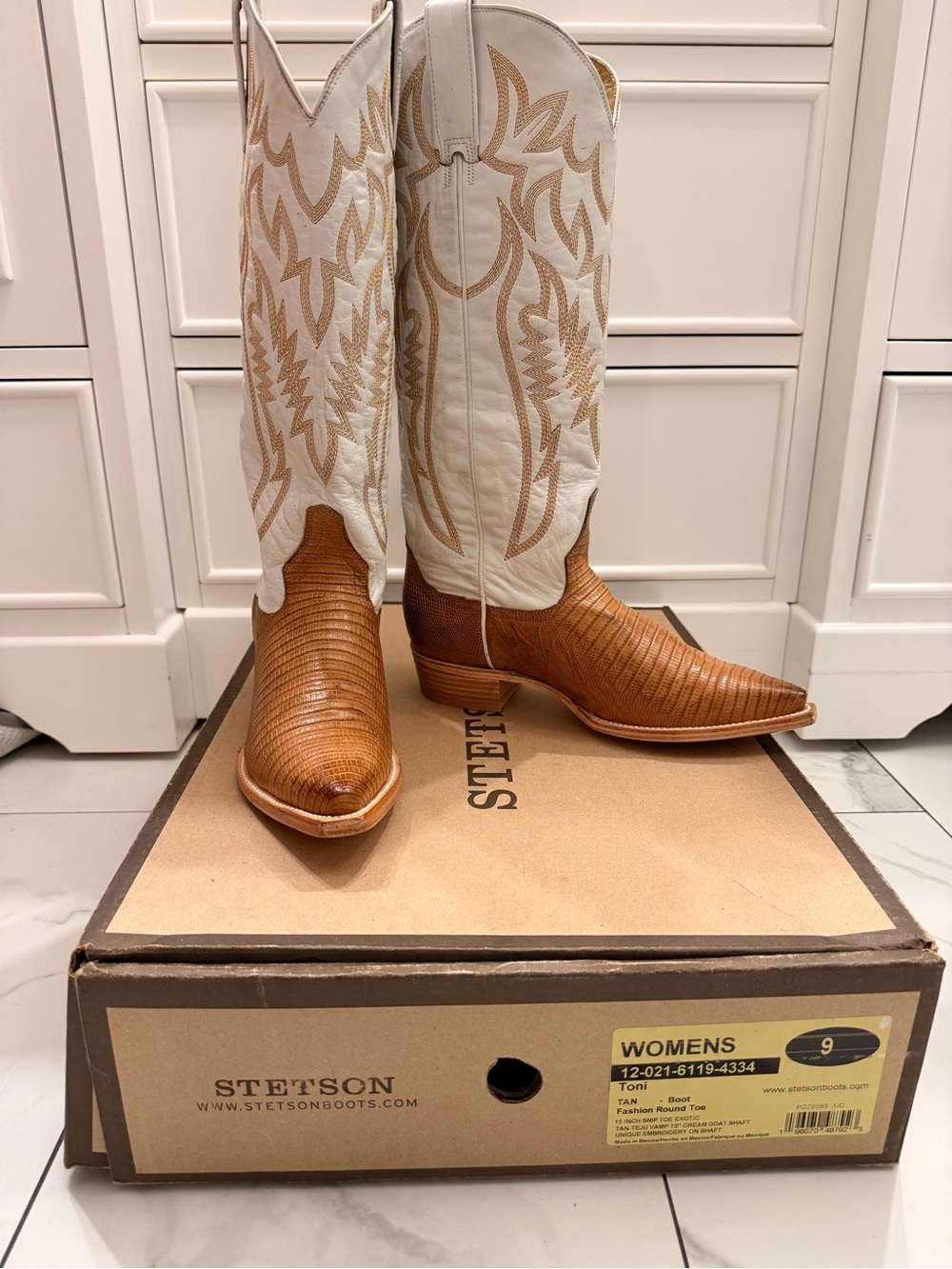 NIB Stetson Toni Exotic Lizard Boots size 9B